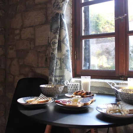 Πανσιόν Saint George 3*